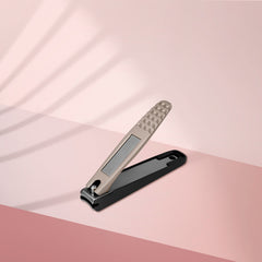 Nail clipper with container for nails BEAUTY & CARE 20