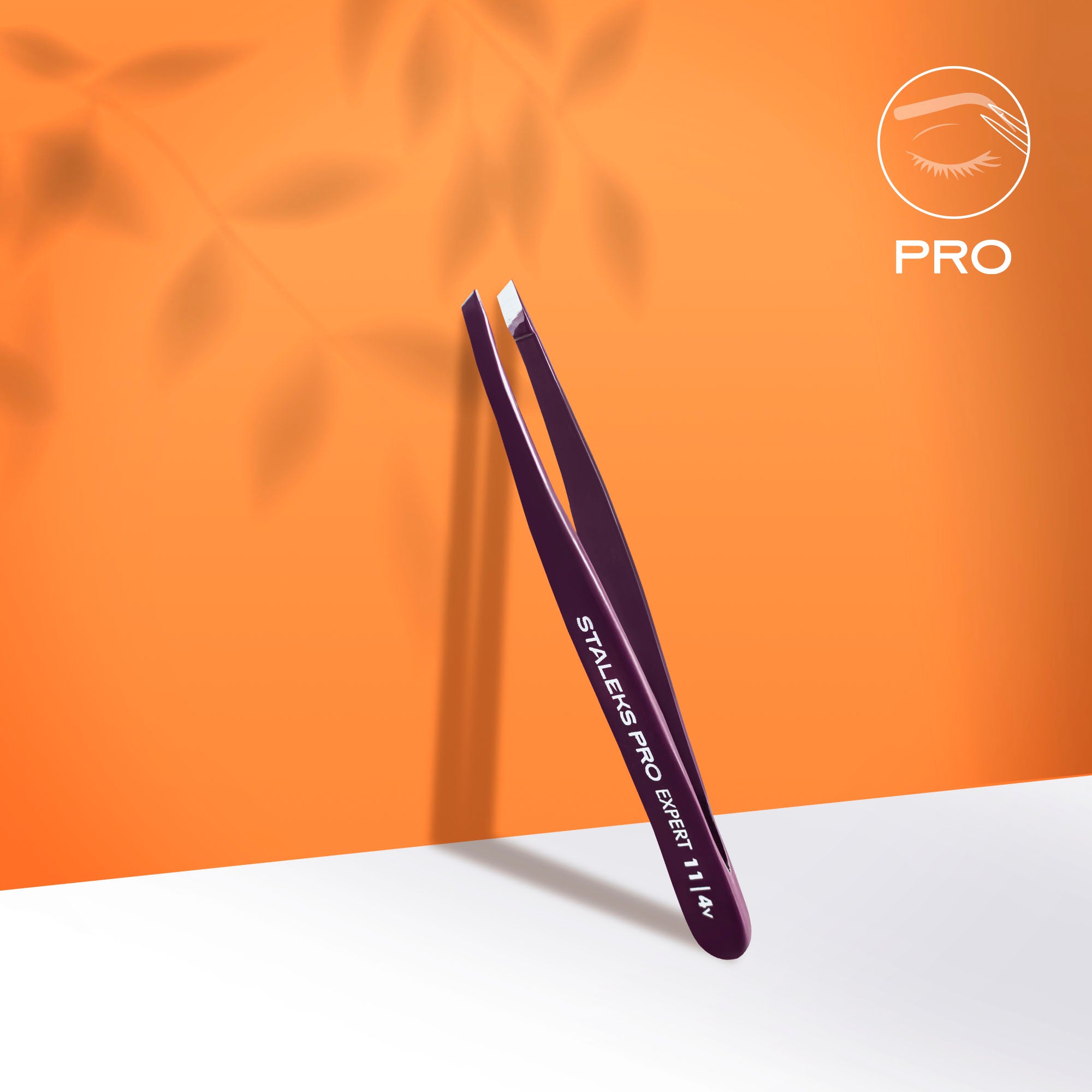 Pince à sourcils violette EXPERT 11 TYPE 4v (bords biseautés étroits)