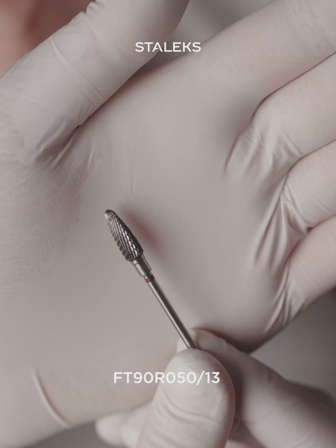 Videoyu Yükle: STALEKS EXPERT Sert alaşım mısır freze, kırmızı, çap 5 mm, çalışma kısmı 13 mm