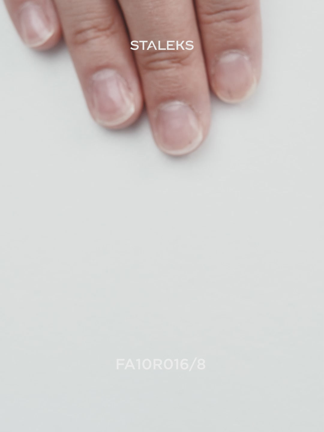 Carica video: STALEKS EXPERT Fresa diamantata a fiamma rossa, diametro 1,6 mm, parte lavorativa 8 mm