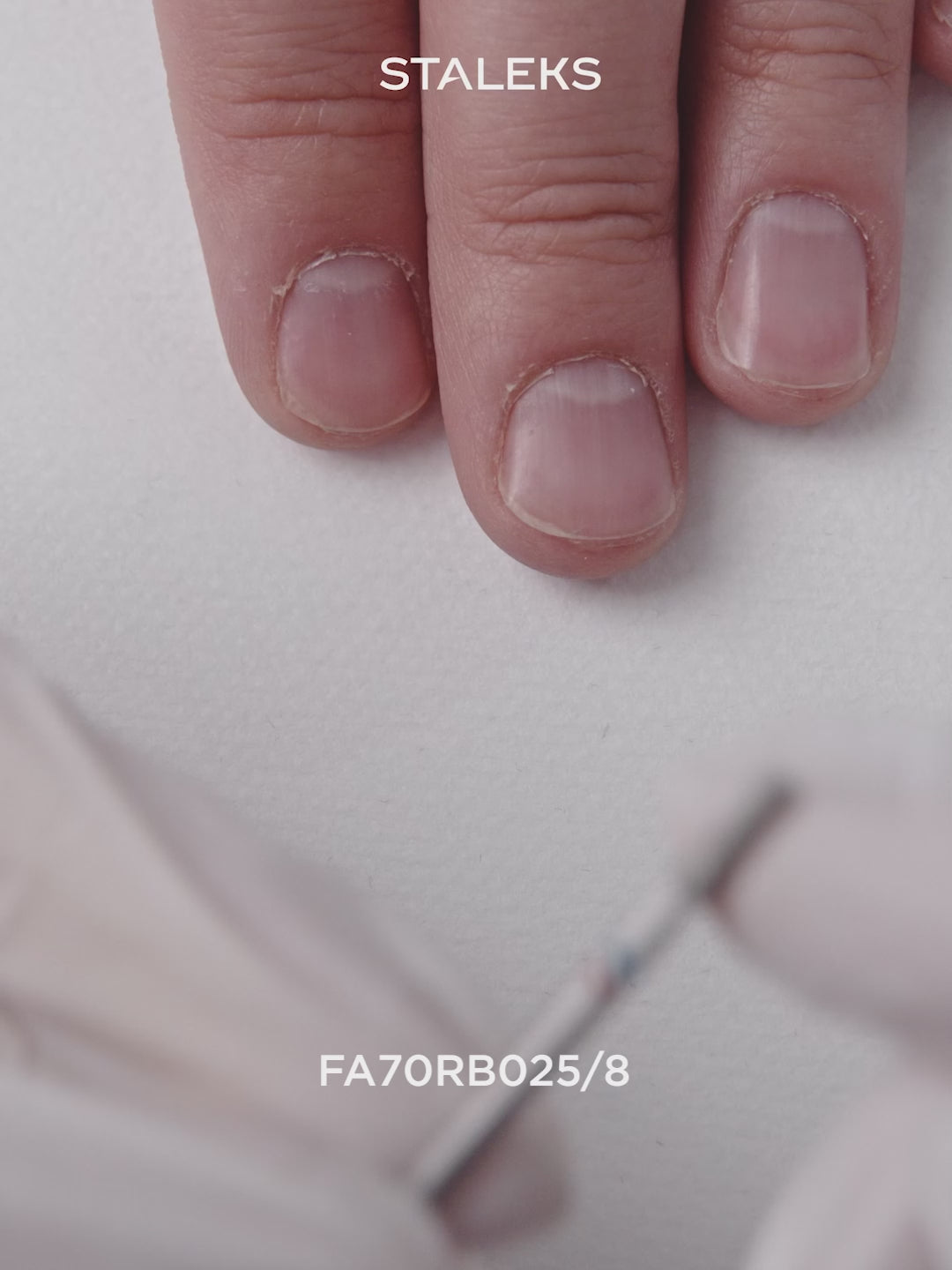 Videoyu Yükle: STALEKS EXPERT Elmas DUO koni freze, kırmızı-mavi, çap 2,5 mm, çalışma kısmı 8 mm