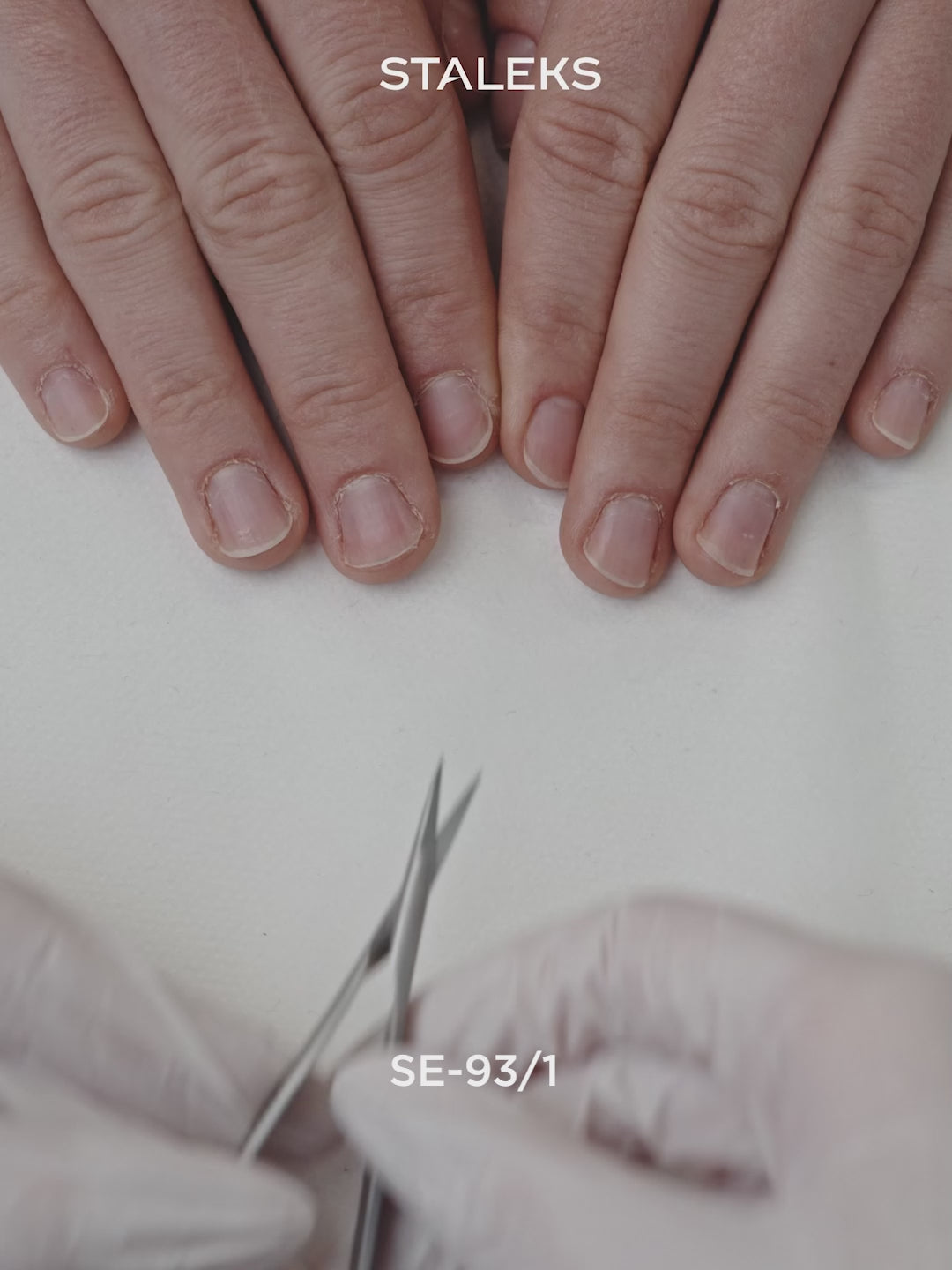 Charger la vidéo : STALEKS EXPERT 93 TYPE 1 Tweezers professionnels pour cuticules avec crochet